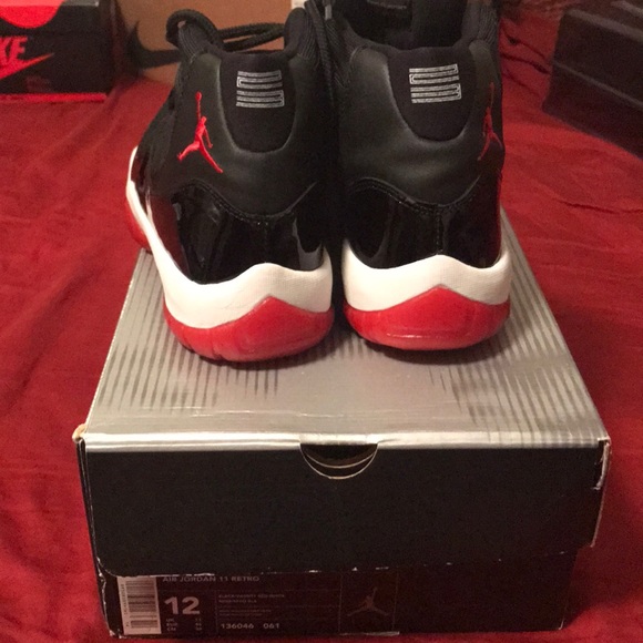 size 12 bred 11s